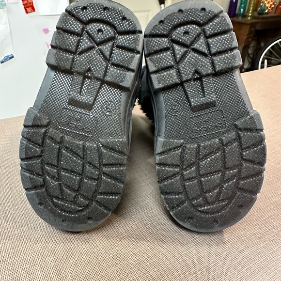 Girls “bebe girls” boots. Size 5. Excellent condition. - Picture 12 of 12